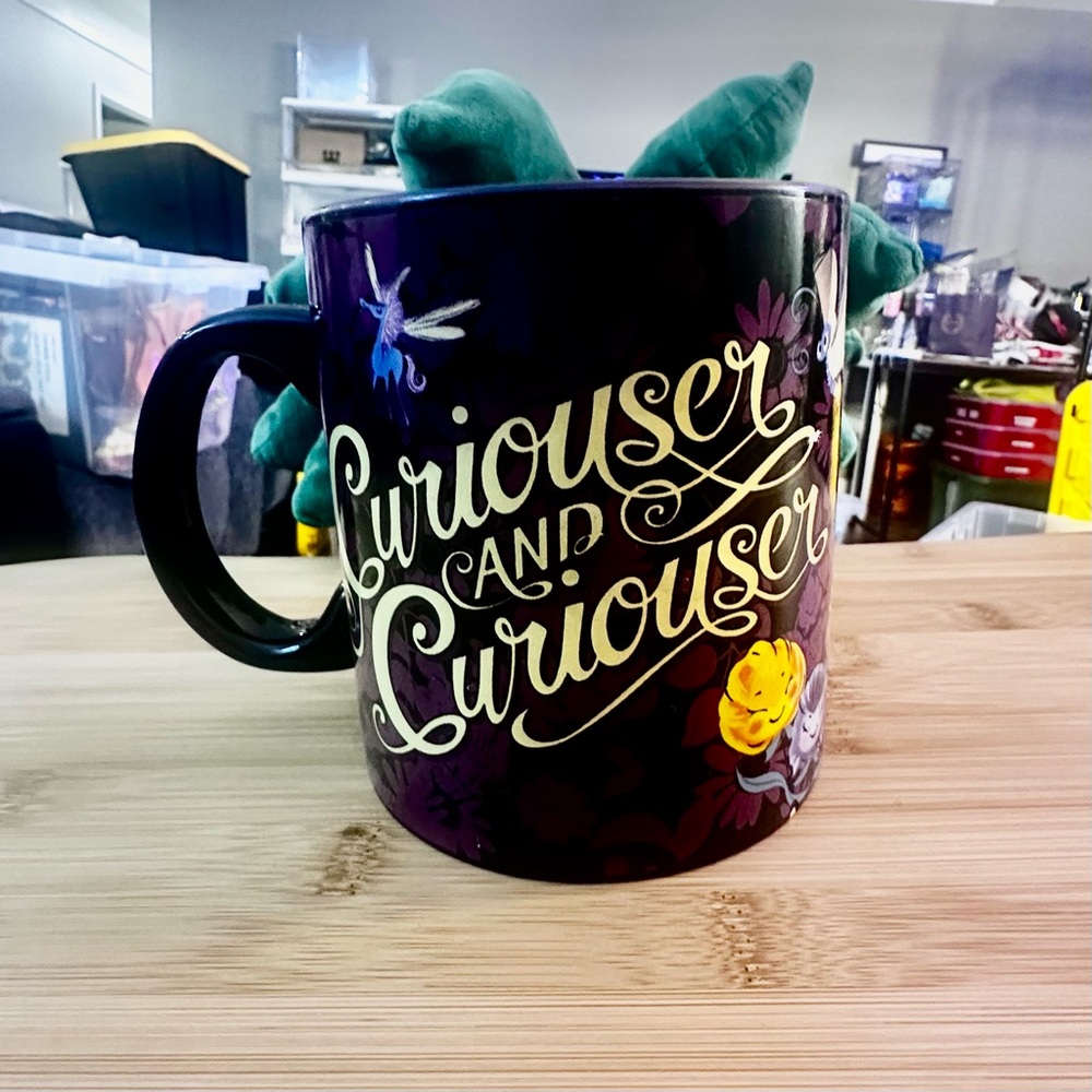 Disney Curiouser and Curiouser Mug Alice in Wonderland 20 oz Mug - Picture 3 of 9